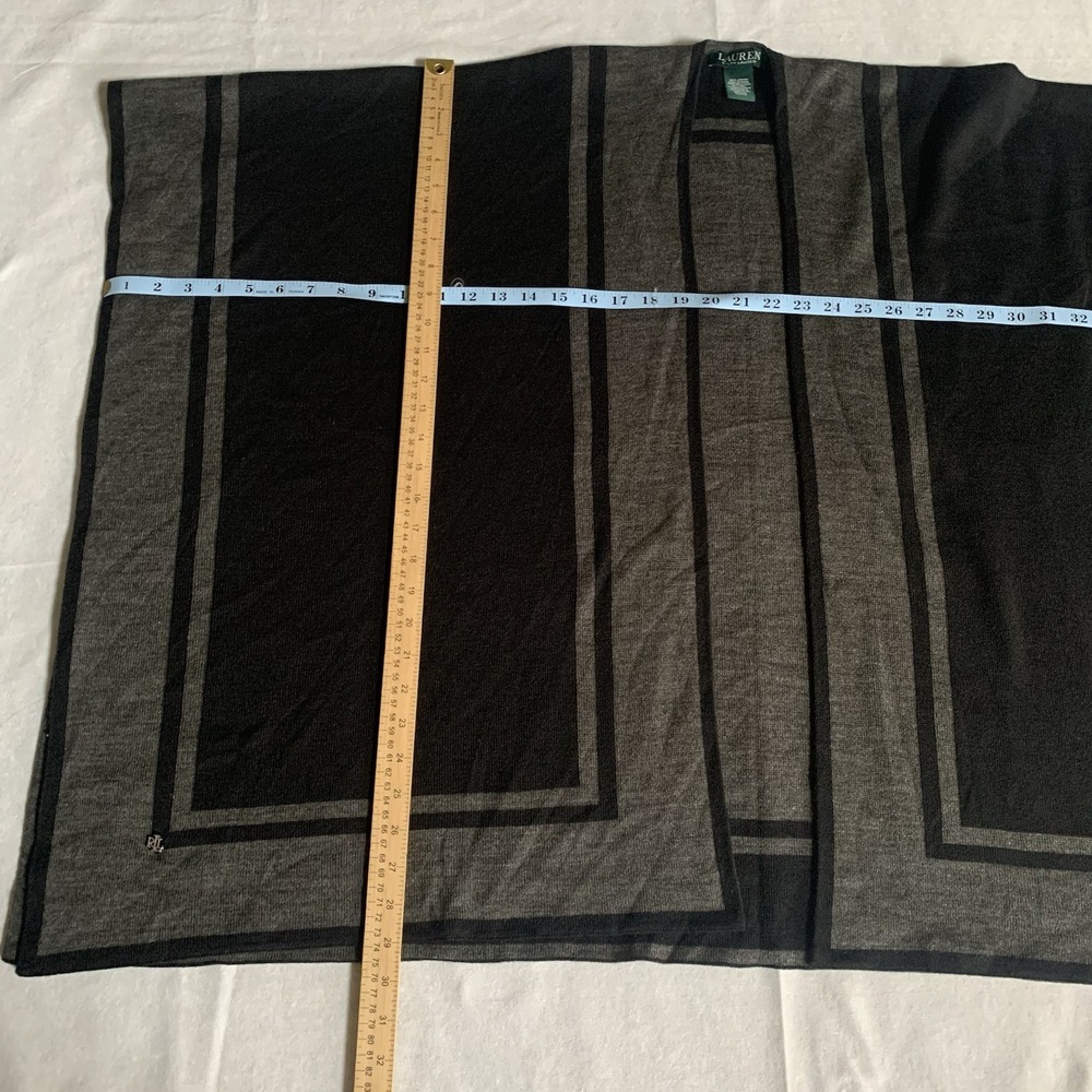 Ralph Lauren Women's Knit Ruana Poncho One Size Fits All Black & Gray - Picture 9 of 16